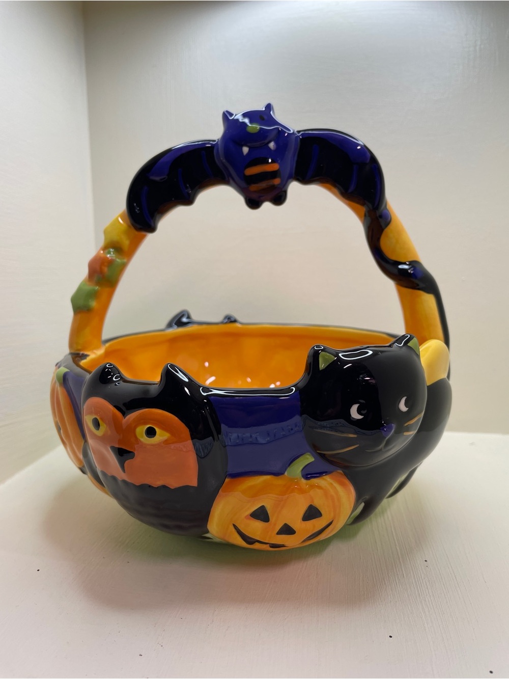 Halloween Ceramic Candy Bowl with Bat Handle - Black & Orange